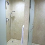 Shangri-La's Far Eastern Plaza Hotel - 