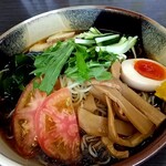 中華麺房 東龍 - 更に角度を変えてパチリ♯