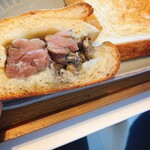 たま木亭 - 宮崎地鶏の堅バターパン