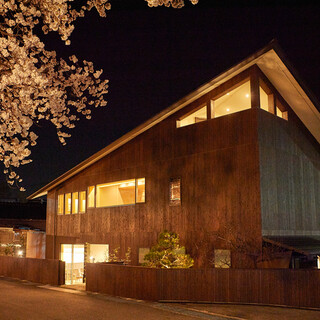 個室完備◆接待や記念日にも相応しいプライベート空間