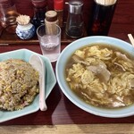 園春 - 園春メン¥580とチャーハン¥600