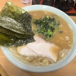 千葉家 - 他店の家系食べると余計にコレが食べたくなる！