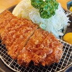 勝味庵本店 - ロースカツ近影