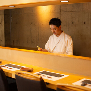 岡山県の味をお酒で嗜む。地元の日本酒・果実酒・お茶のお酒を