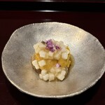 310456427 - 