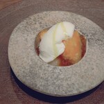 和食 板垣 - 夕張メロンと蜂蜜のアイスクリームのオリーブオイル掛け　だったかな