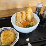 うつ輪 - 海老もち天チーズ釜玉