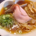 ラゥメン大地 - 貝醤油らぅめん