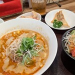 中華厨屯知 - セットのラインナップ