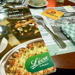 LEON DE BRUXELLES - 2014.01 歩き回って付かれたのでとりあえずここみたいな感じで入店