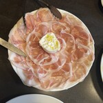 カルネジーオ ウエスト - 