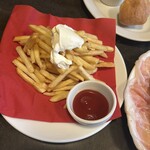 カルネジーオ ウエスト - 