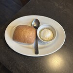 カルネジーオ ウエスト - 