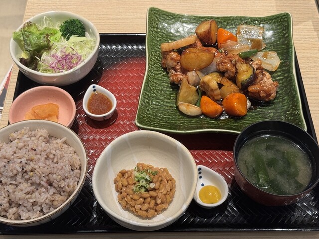 とーや Ootoya Nakano Sentoraru Paku Ten - Nakano/Cafeteria | Tabelog