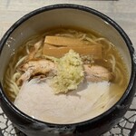 人類みな麺類とエスサワダ - macro Sawada
