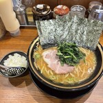 横浜家系ラーメン 三郷家 - 