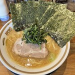横浜家系ラーメン 三郷家 - 