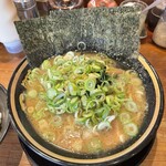 横浜家系ラーメン 三郷家 - 