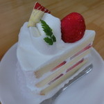 クインズケーキ - 生苺ショート   2014.9