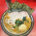豚骨醤油ラーメン 王道家 柏店 - 