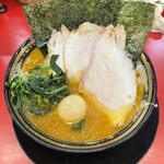 豚骨醤油ラーメン 王道家 - 