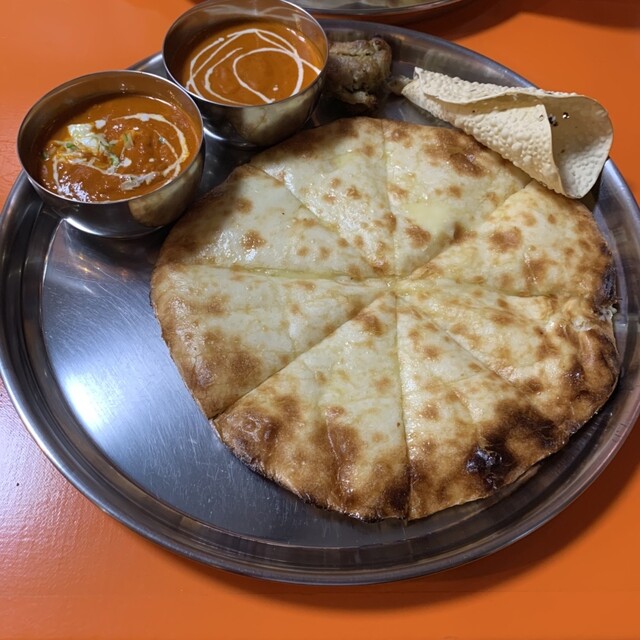 Crown Cafe ＆ Restaurant