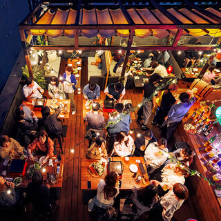 【名古屋を一望できる！】ソファー席多数の特別空間♪