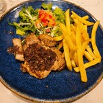 リトル デリリウムカフェ ハレザ池袋 - 