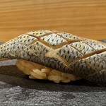 鮨 こん藤 - 小肌（江戸前）　◎