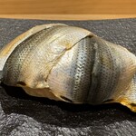 鮨 こん藤 - 新子4枚づけ（熊本県・天草） （追加