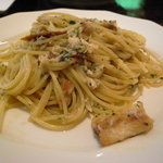 真鯛のペペロンチーノ　ローズマリー風味