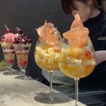 Chocolaterie&Bar ROND-POINT by Hirofumi Tanakamaru - 