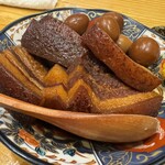 ナンクルナイサ きばいやんせ - 肉料理は豚の角煮