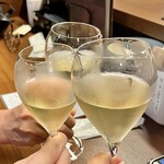 ワインスタンド しゃぶちん - 