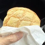 セブンイレブン - 料理写真:メロンパン①