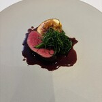 ヴァリノール - 兵庫県但馬の鹿もも肉　オカヒジキ、いちじく、万願寺とうがらし・カシスソース