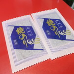 ラーメン二郎 - 汁なしに付属の海苔＋海苔