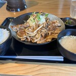 晴れときどき鶏 - 焼肉定食ご飯300g