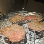 炭火和牛焼肉もうもう亭 - 
