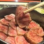 炭火和牛焼肉もうもう亭 - お肉トロけてしまうやらかさ