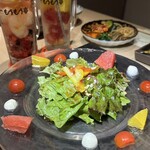 炭火和牛焼肉もうもう亭 - もうもうサラダ