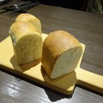 エス小林 - 自家製レーズン酵母パン