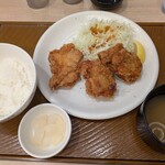 ガスト - 料理写真:から好し定食3個