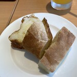 カーロ・エ・カーラ - パンの追加も無料です