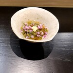 島津 - ジュンサイとモズクの酢の物