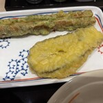 はなまるうどん - ちくわ天、なす天