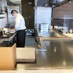 和牛鉄板割烹 シンラ - カウンター席