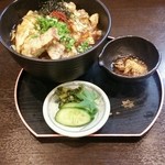 しんまち - たっちょ ほねく丼 648円