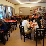 行列待ちのわりに、空いてる店内・・(;´∀｀)