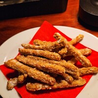 カルネジーオ イースト - 